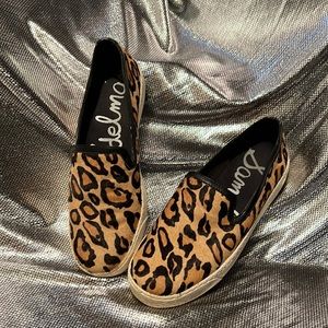 Woman’s Sam Edelman Faux Leopard 🐆 Skin Slip-on Sneakers size 7 1/2M nice shoes